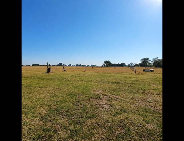 2.80HA SMALLHOLDING FOR SALE IN BOLTONWOLD